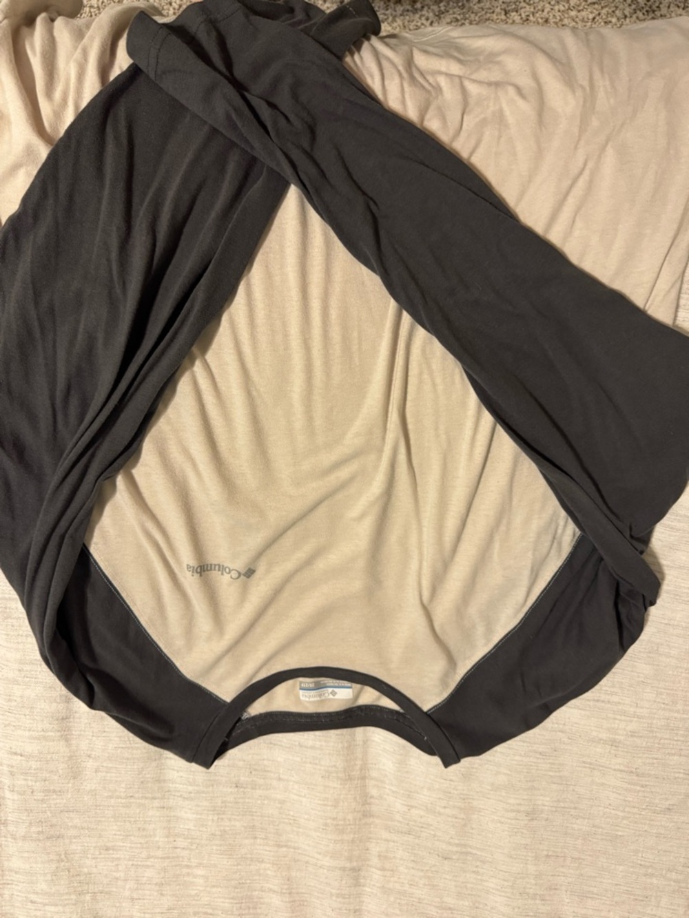 Columbia Cream and Black Long Sleeve Tee